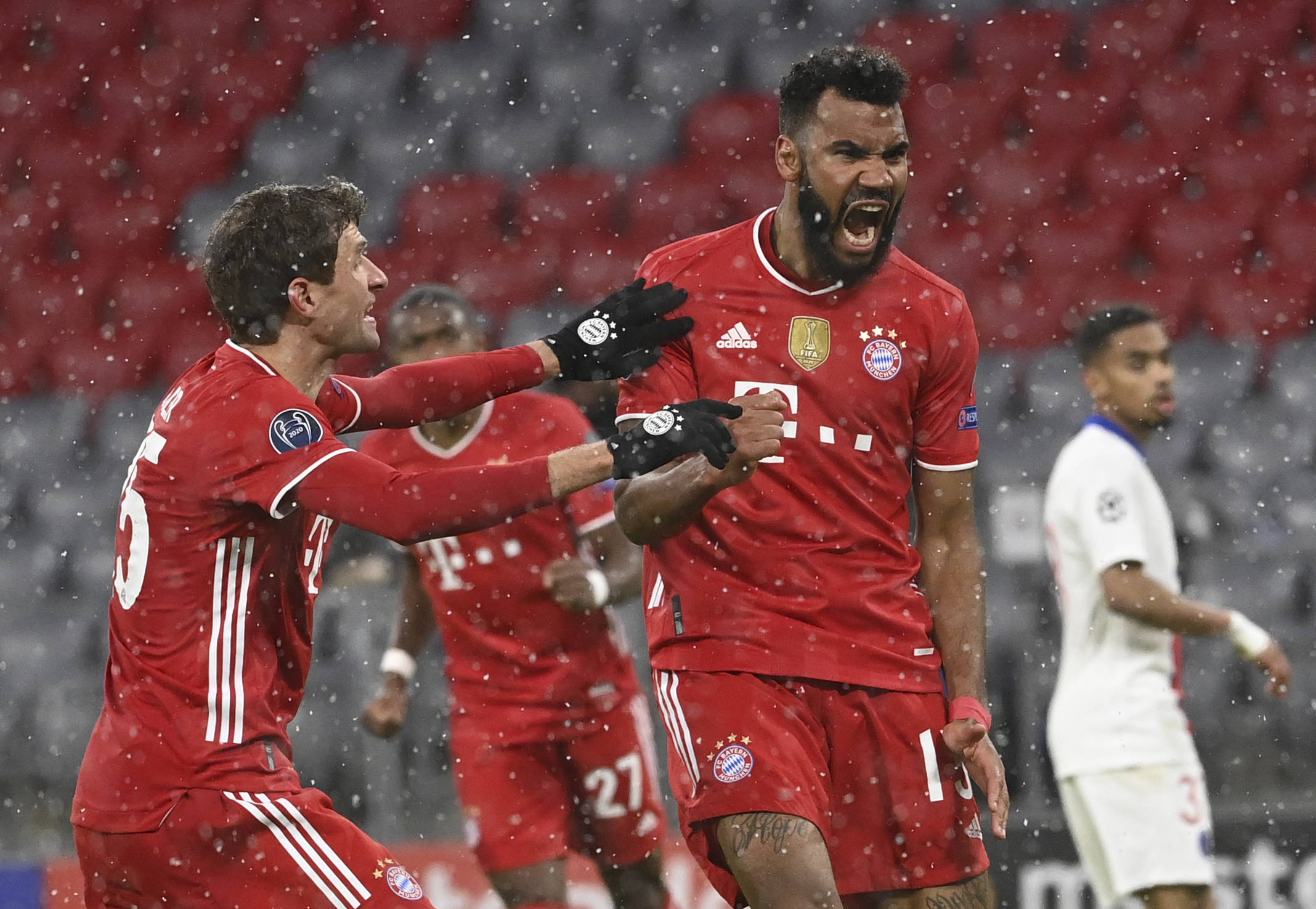 英超：曼联3-0大胜纽卡斯尔