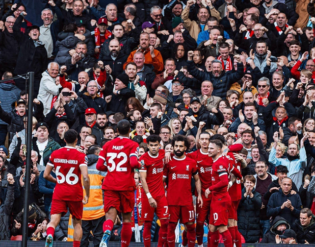 内雷斯重返光明球场 （拍摄by诺阿·朗）