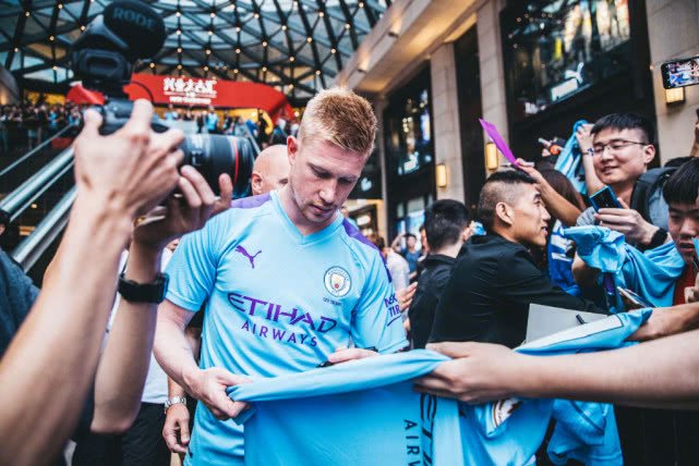 1米83的艾弗森比很多普通人矮 凭啥当状元？5张照片给你答案