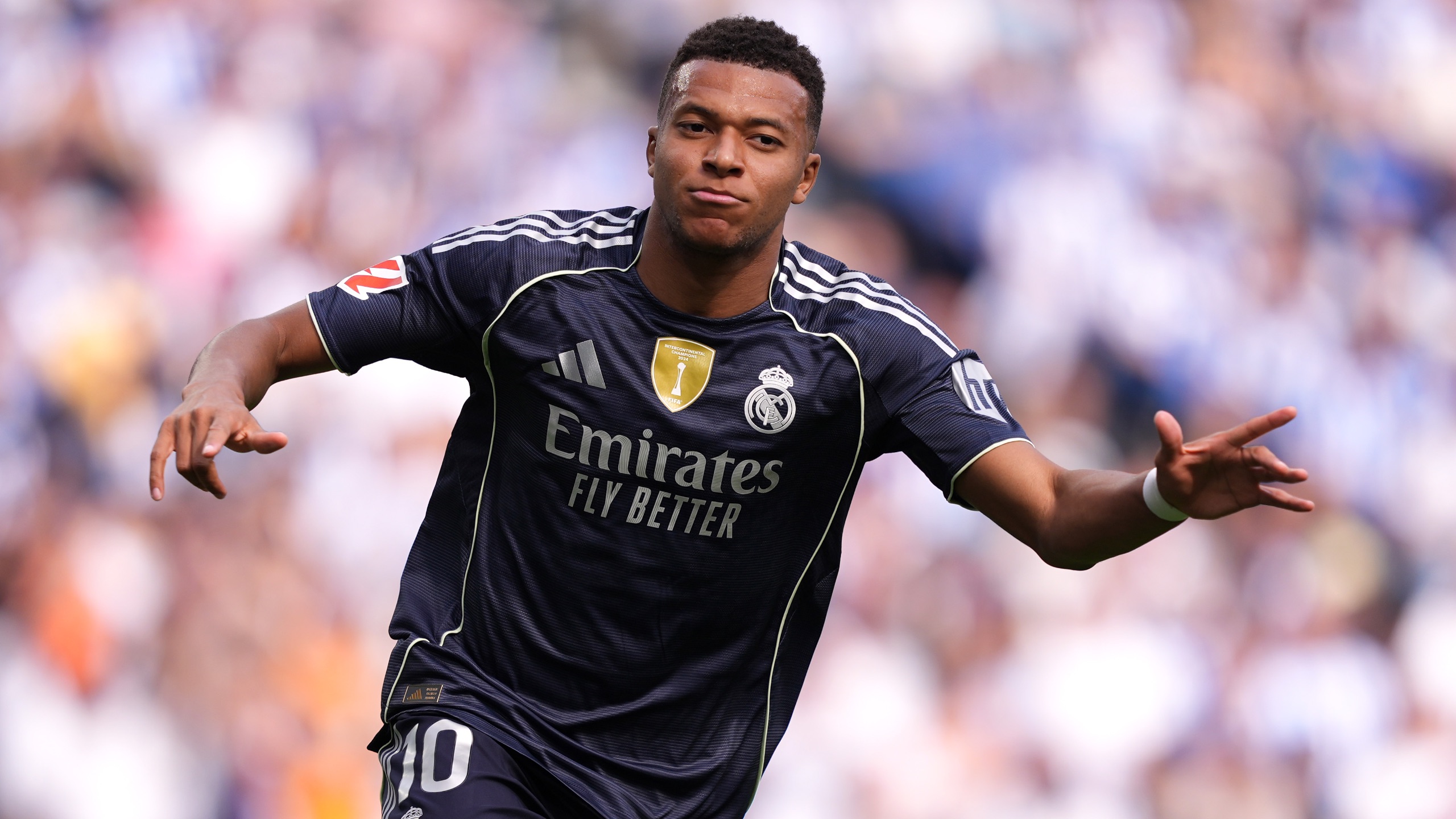 英格拉姆扛起进攻大旗，巴恩斯状态堪忧，猛龙次节净负21分