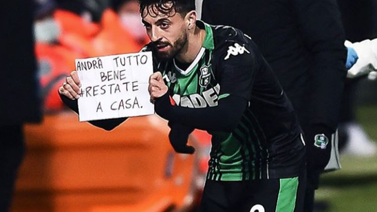 杰拉德：必须尊重萨拉赫的感受，他渴望为球队出力