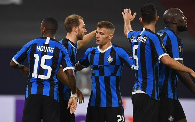 20分钟进2球，德里乌赫当选埃因霍温客场4-1利物浦全场最佳