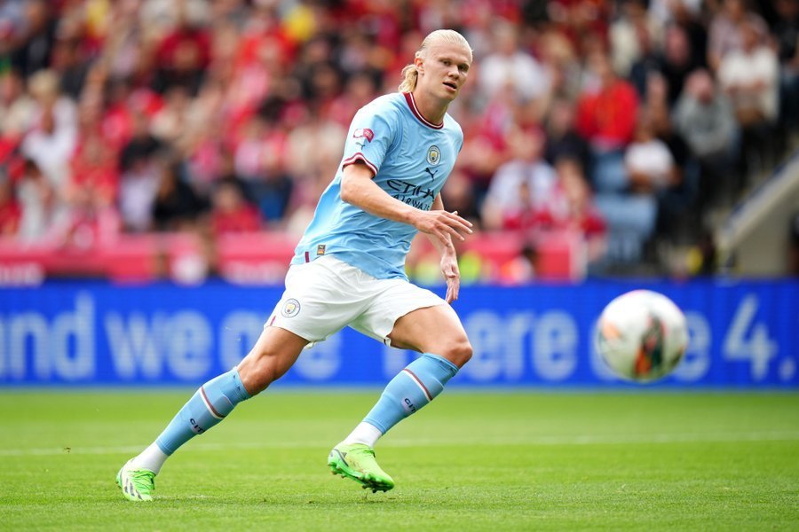 3C：退役三天前我和莱万说不想再为任何球队踢球，除非是巴萨